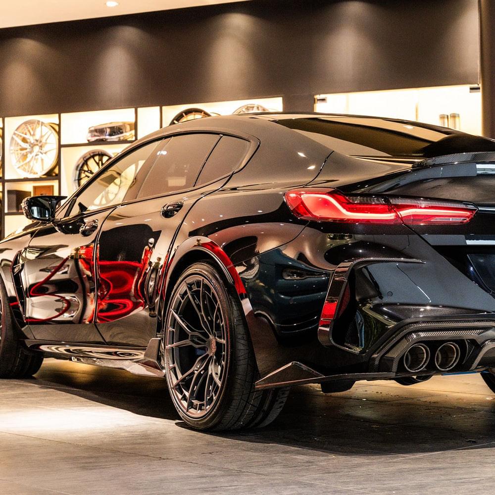 SOOQOO BMW M8 F93 Side Skirt In Prepreg Carbon Fiber — product view 6