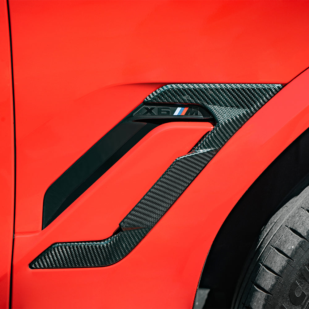 SOOQOO BMW X6M F96 Side Fender Trim In Prepreg Carbon Fiber — product view 4