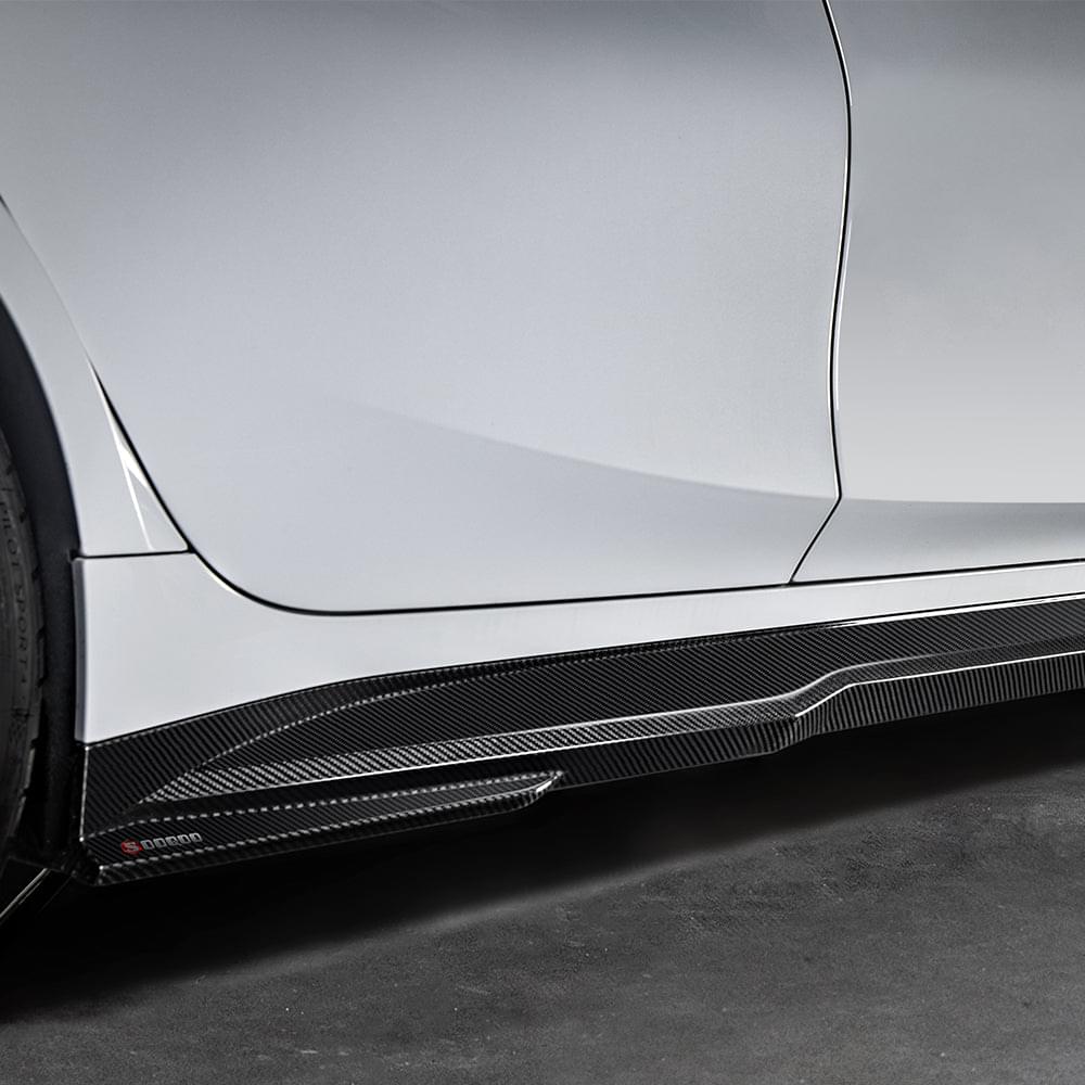SOOQOO BMW M4 G82 Side Skirt In Prepreg Carbon Fiber — product view 6