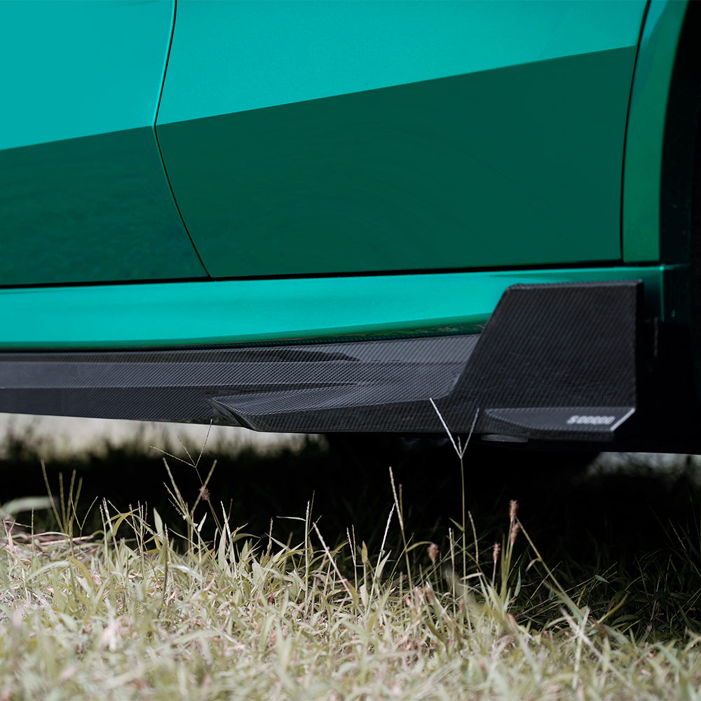 SOOQOO BMW X5M F95 Side Skirt In Prepreg Carbon Fiber — product view 2