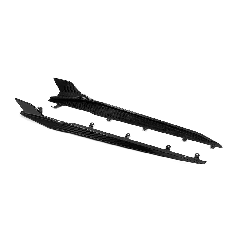 SOOQOO BMW M8 F93 Side Skirt In Prepreg Carbon Fiber — product view 3