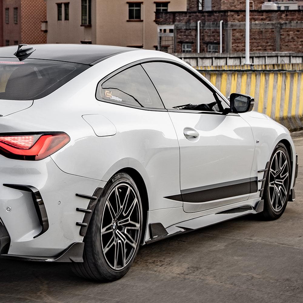 SOOQOO BMW 4 Series G22 Side Skirt In Prepreg Carbon Fiber — product view 2
