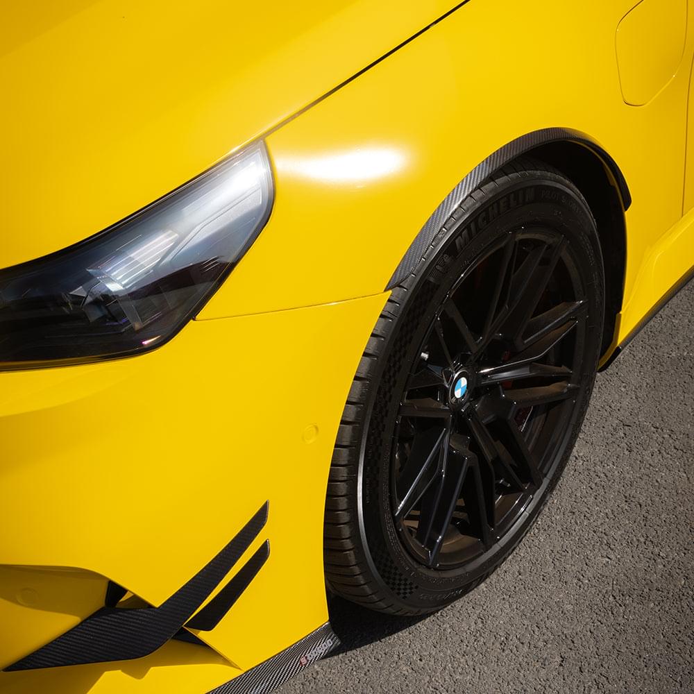 SOOQOO BMW M5 G90 Wheel Arch Trim in Prepreg Carbon Fiber — product view 8