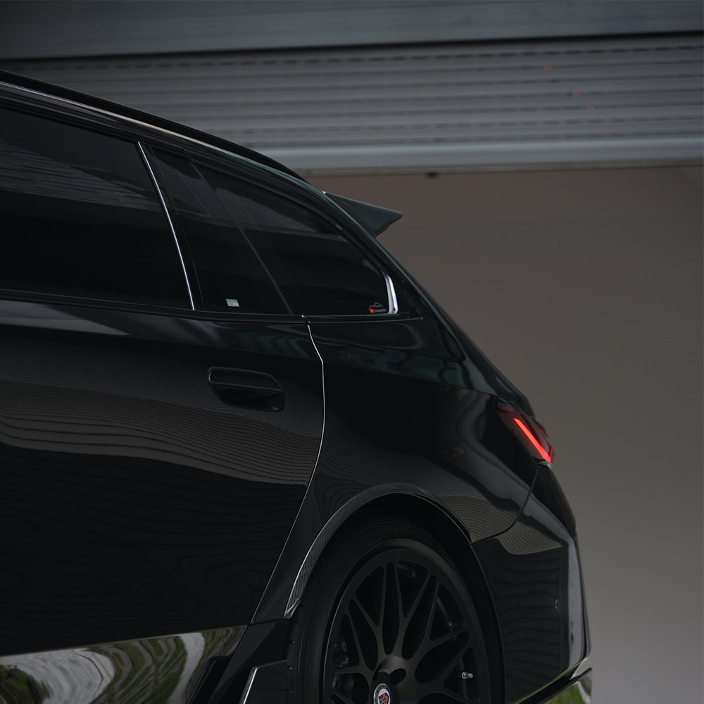 SOOQOO BMW M5 G99 Top Spoiler In Prepreg Carbon Fiber — product view 10