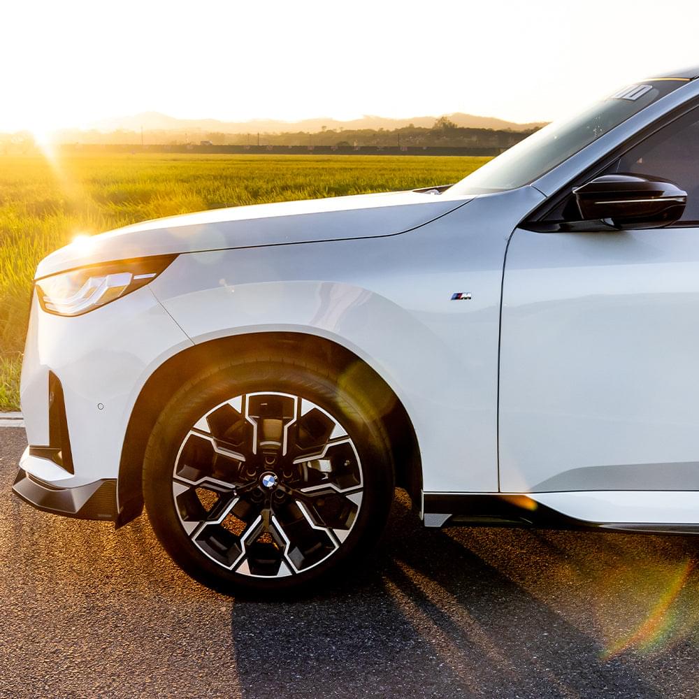 SOOQOO BMW X3 G45 Side Skirt In Prepreg Carbon Fiber — product view 10