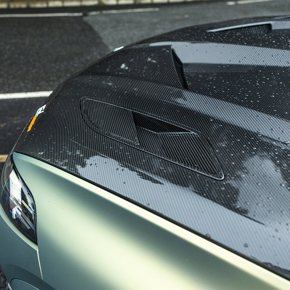 SOOQOO BMW X5M F95 Vented Hood In Gloss Carbon — product view 10