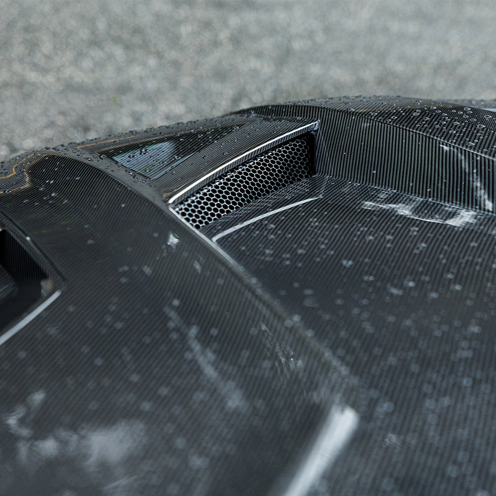 SOOQOO BMW X5M F95 Vented Hood In Gloss Carbon — product view 11