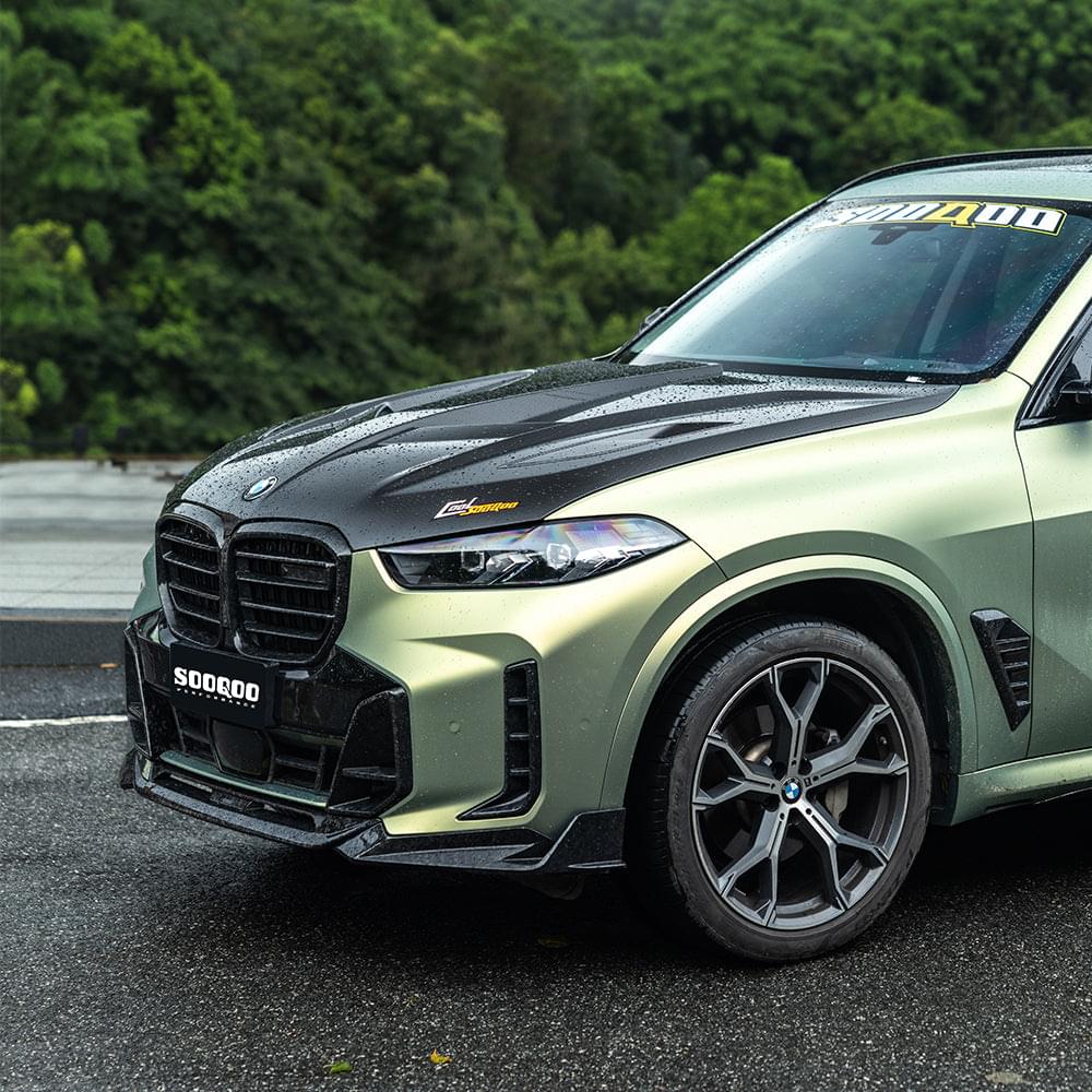 SOOQOO BMW X5M F95 Vented Hood In Gloss Carbon — product view 6