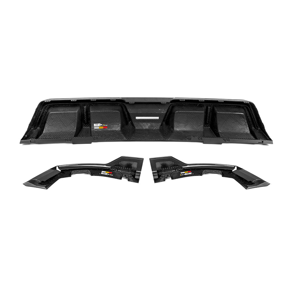 SOOQOO BMW XM G09 Rear Diffuser in Gloss Carbon — product view 3