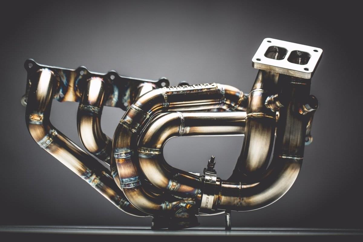 BMW 335i 135i N54 Top Mount Single Precision Turbo Kit.