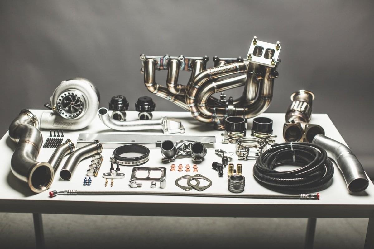 BMW 335i 135i N54 Top Mount Single Precision Turbo Kit.