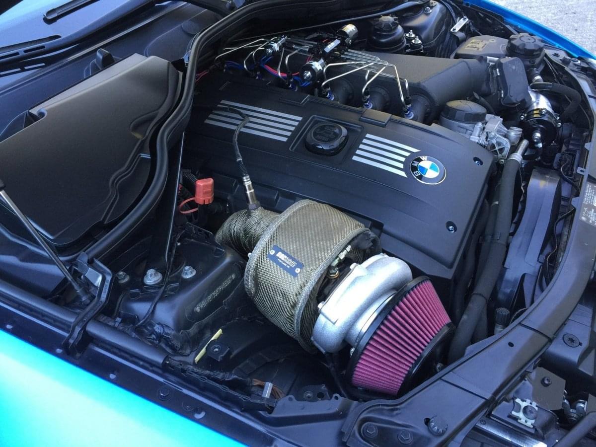 BMW 335i 135i N54 Top Mount Single Precision Turbo Kit.