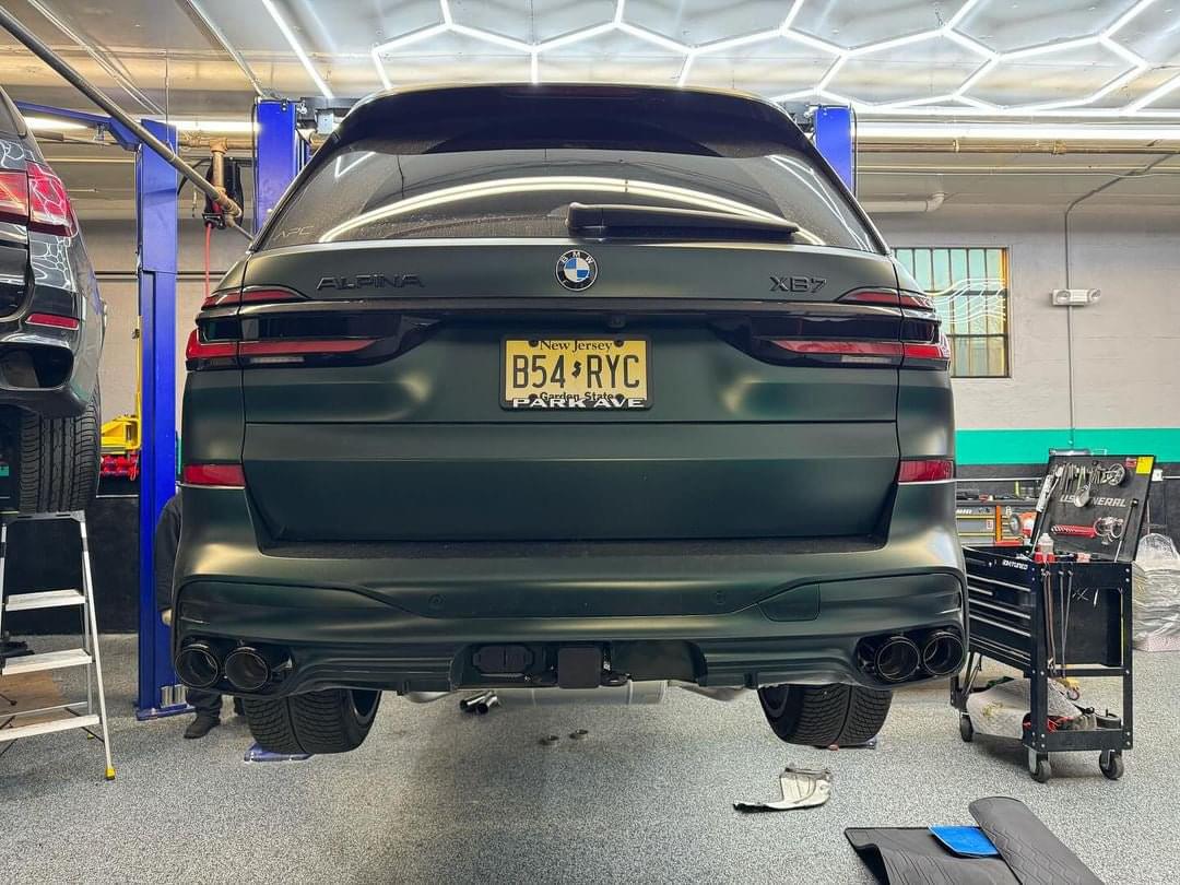 BMW Alpina XB7 / X7 M50i / X7 M60i  Valved Sport Exhaust System.