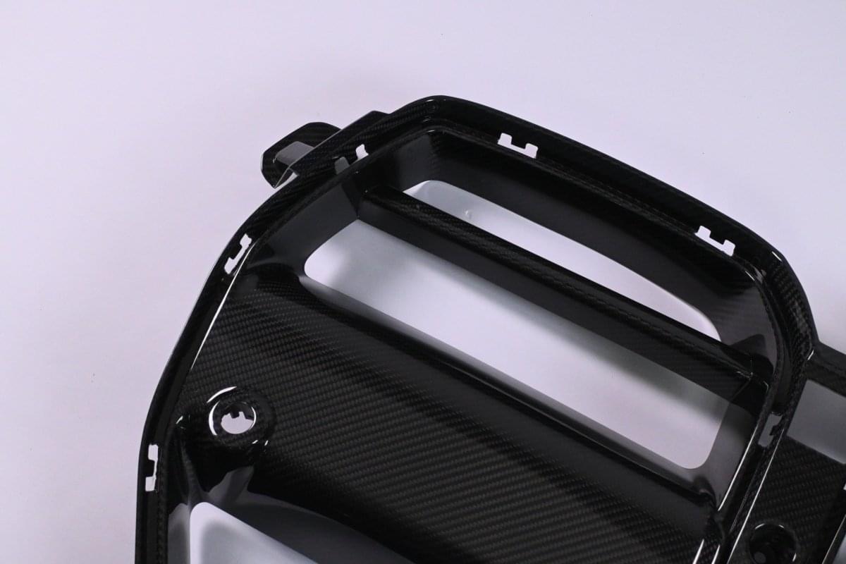 BMW G8X M3 / M4 ST 1-Piece Carbon Fiber Front Kidney Grille - No-Drill Installation.