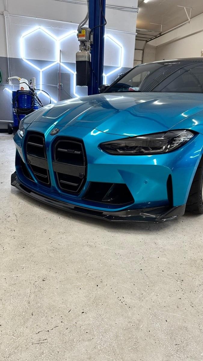 BMW G8X M3 / M4 VR2 1-Piece Dry Carbon Fiber Front Lip Splitter.