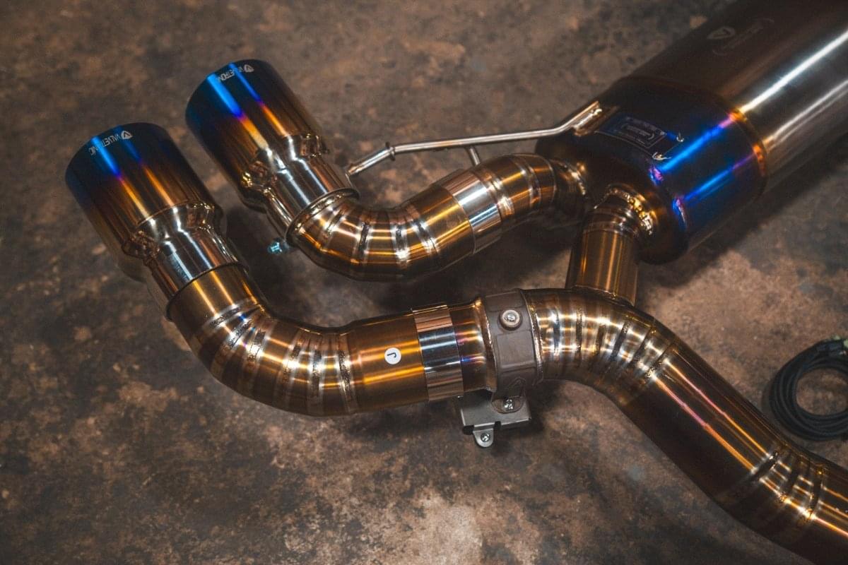 BMW M8 Valved Sport Exhaust System (F91,F92,F93).