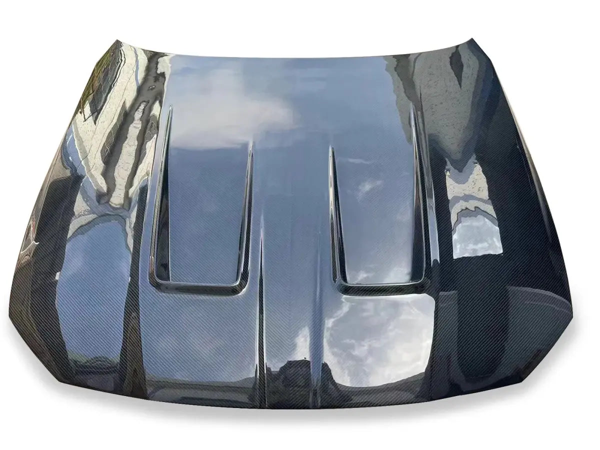 Carbon Fiber Hood for G80 M3/G82 M4.
