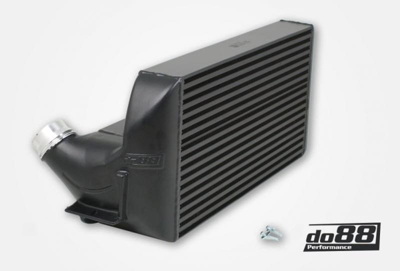 do88 12-18 BMW 1/2/3/4-Series (F2X/F3X)/15-18 BMW M2 (F87) Performance Intercooler.