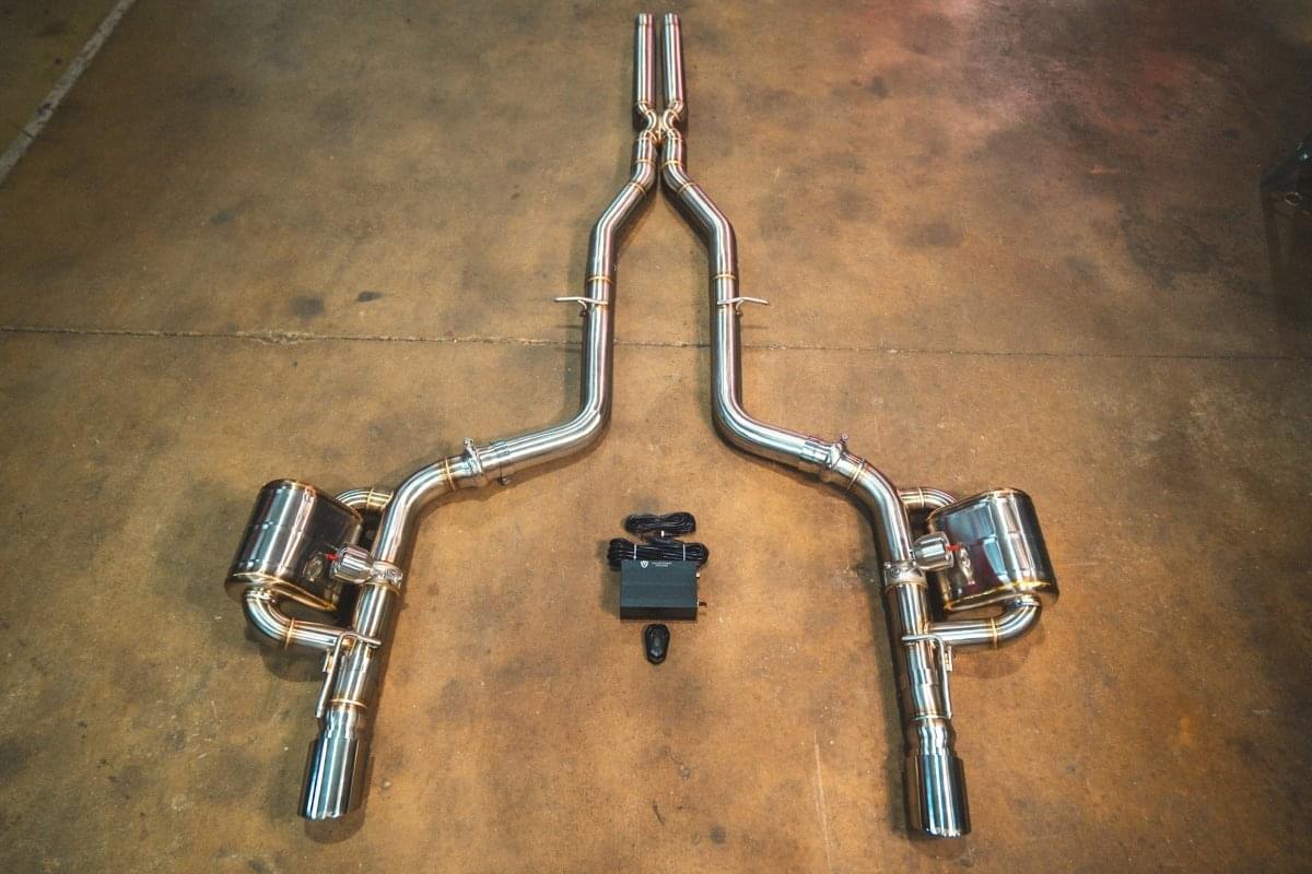 Dodge Charger / Challenger V8 Valved Sport Exhaust System.