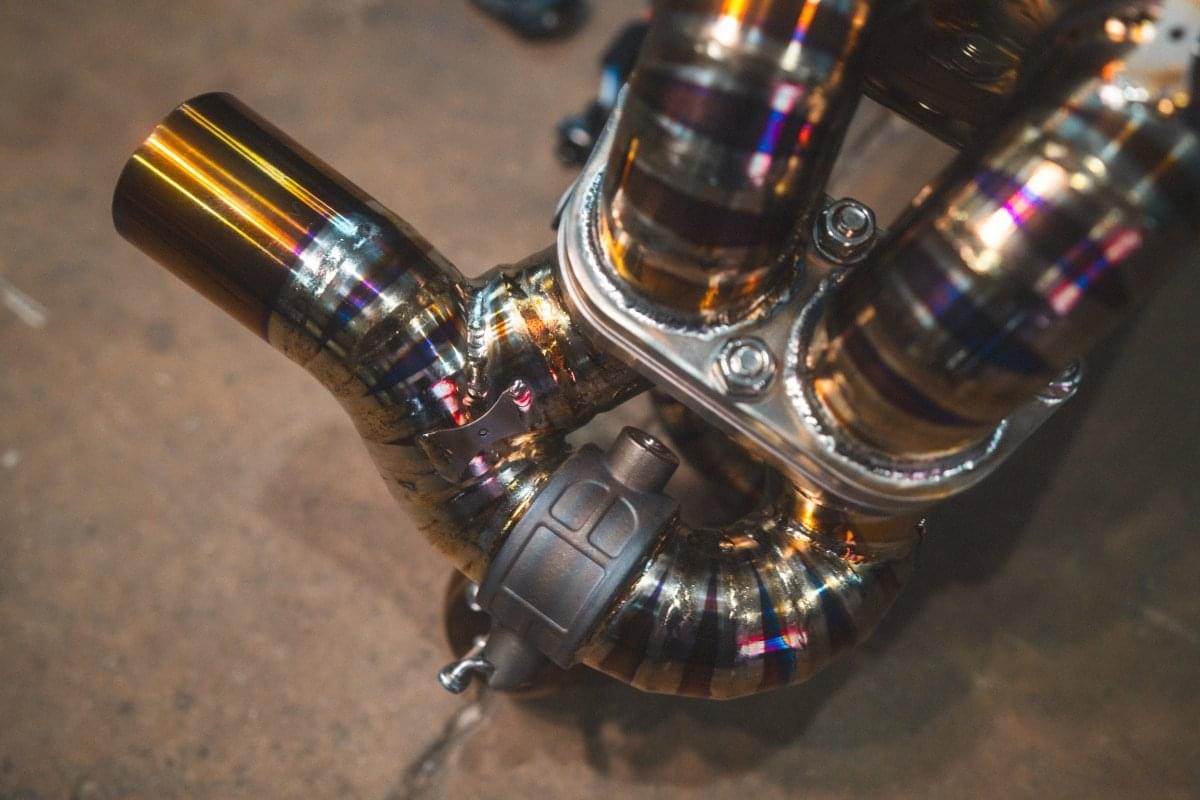 Ferrari F430 Scuderia / 16M Valved Sport Exhaust System.