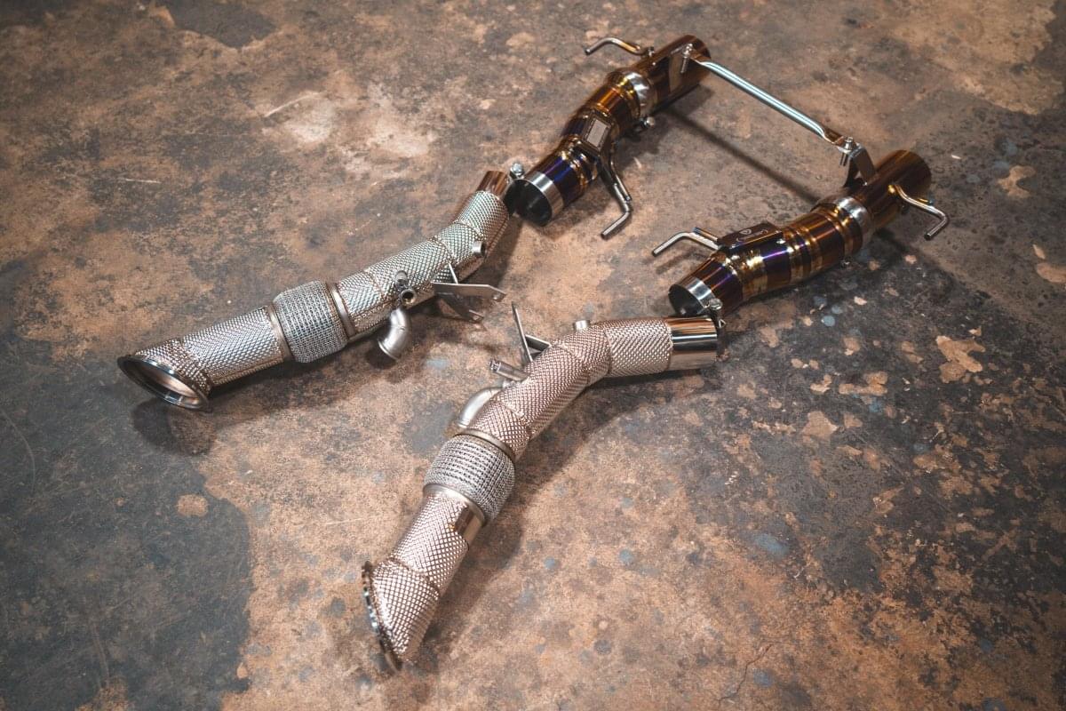 Ferrari SF90 RACE F1 Exhaust System.