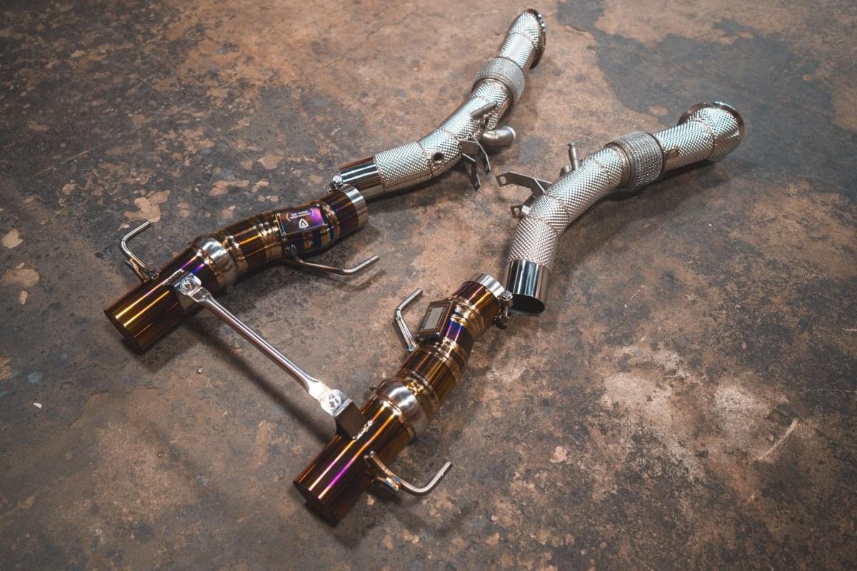 Ferrari SF90 RACE F1 Exhaust System.