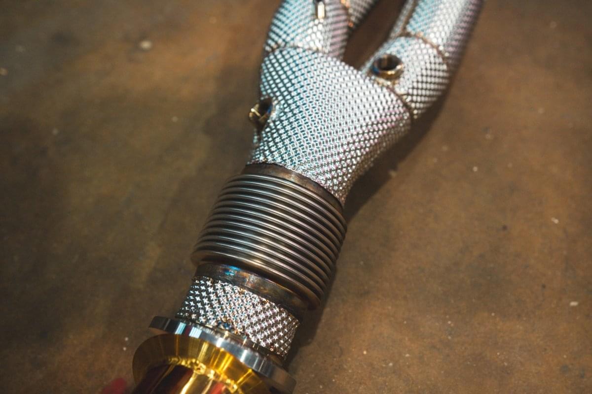 Lamborghini Aventador SVJ/Ultimae Valved Sport Exhaust System.