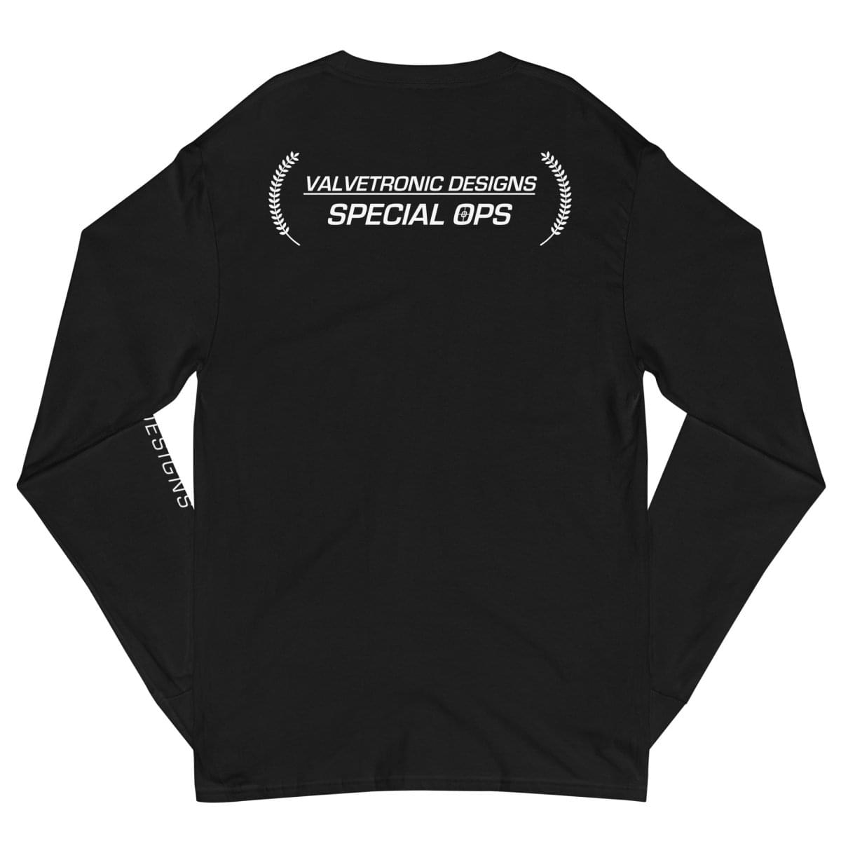 Men's Champion Long Sleeve Shirt.