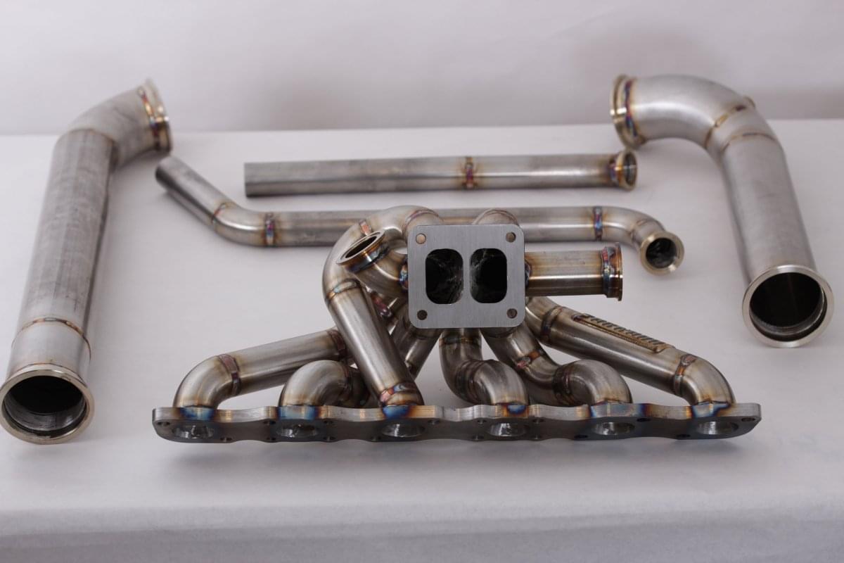 RB26DET R32 GTR Top Mount Turbo Hot Parts Kit.