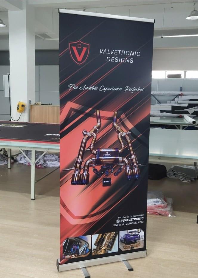 ROLL UP SHOP DISPLAY BANNER.