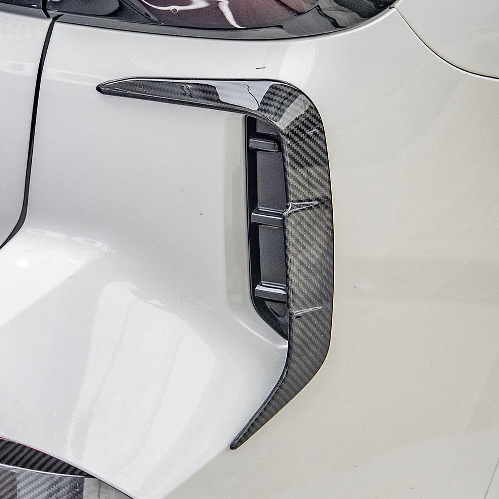 SOOQOO BMW X3 G01 LCI Carbon Fiber Rear Vent Trim.