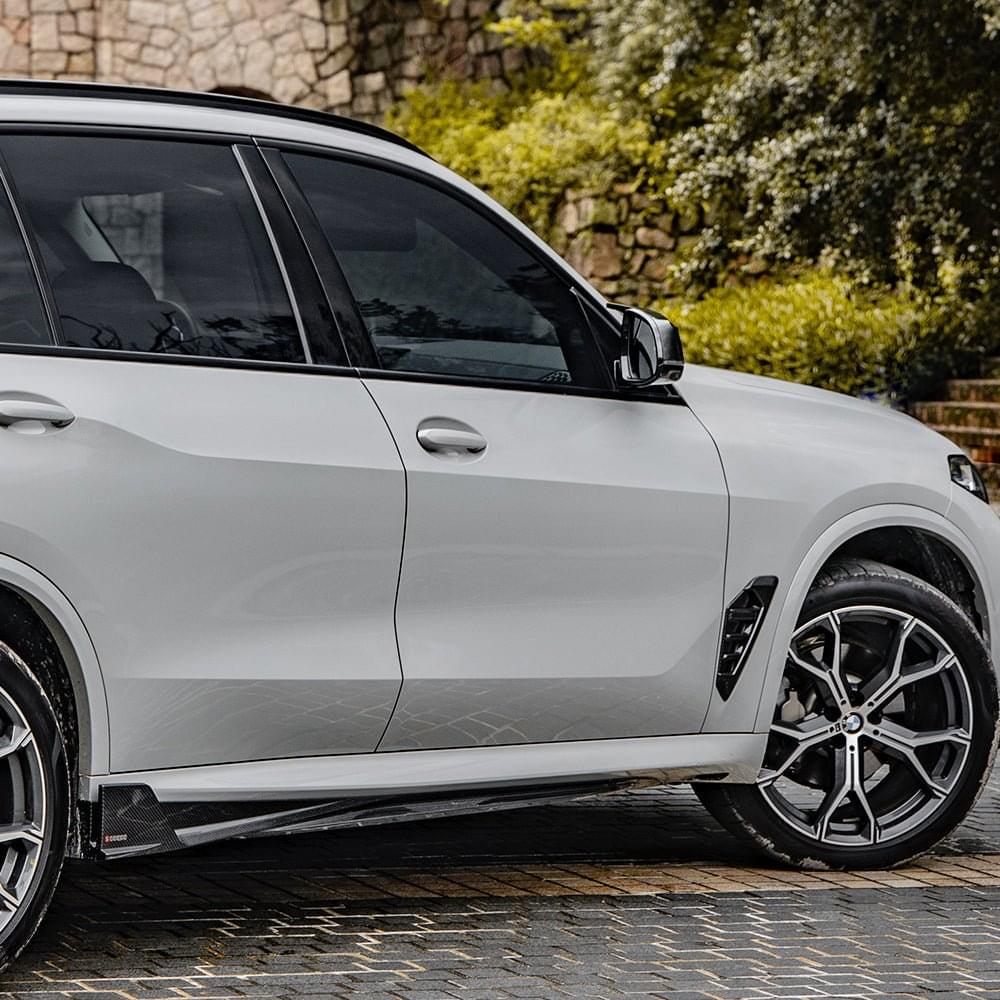 SOOQOO BMW X5 G05 Carbon Fiber Side Skirt.