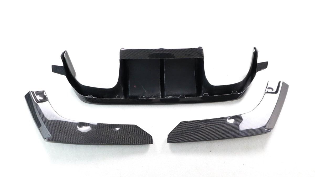 V Style 3-Piece Carbon Fiber Diffuser - F80 M3 | F82 / F83 M4.