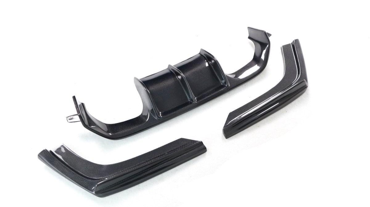 V Style 3-Piece Carbon Fiber Diffuser - F80 M3 | F82 / F83 M4.