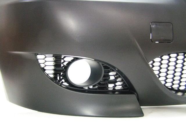 2004-2007 BMW E60 5 Series M5 Style Front Bumper w/o PDC Type.