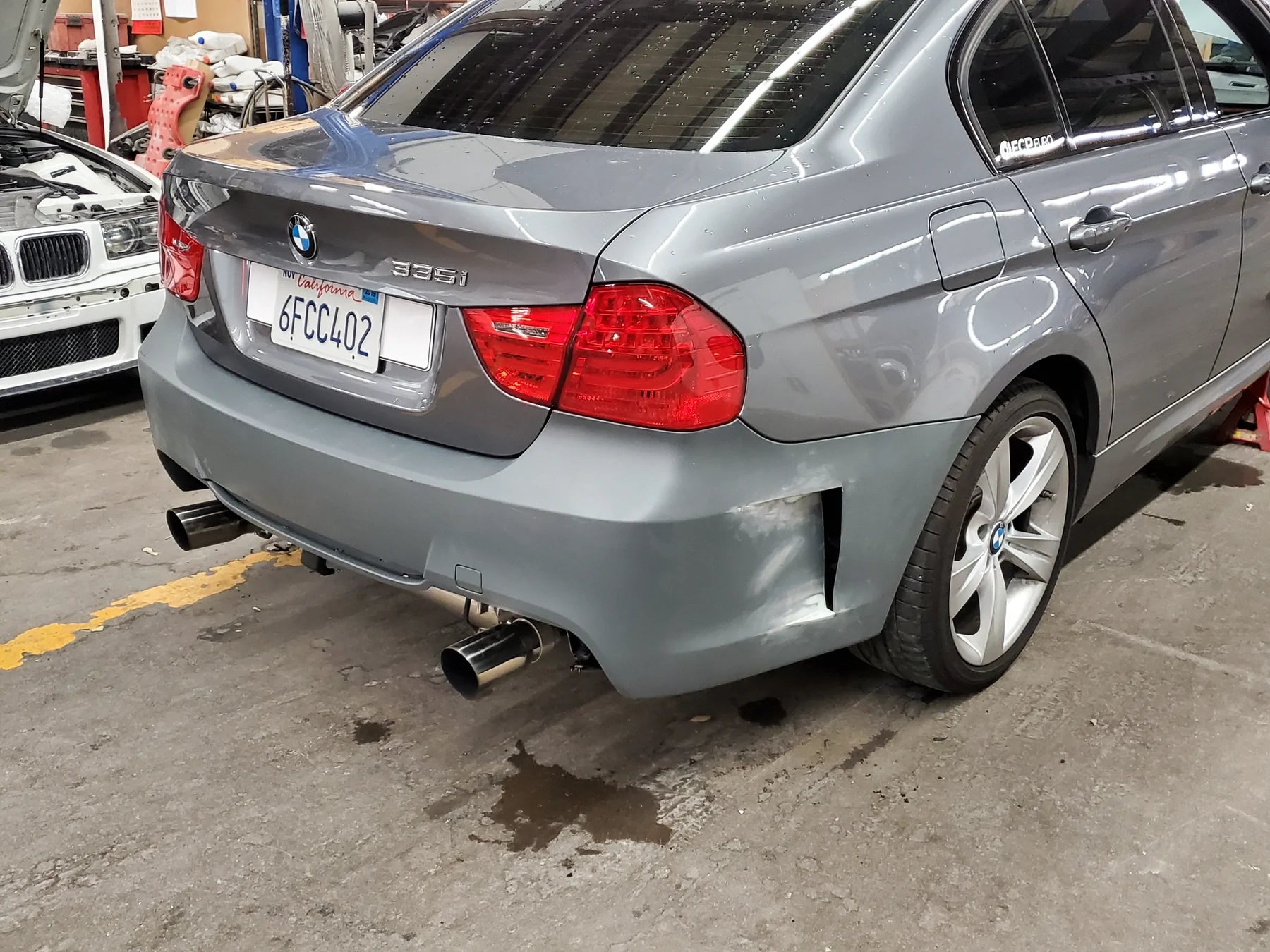 E9X CON5X CUSTOM VENTED REAR BUMPER - COLORADO N5X
