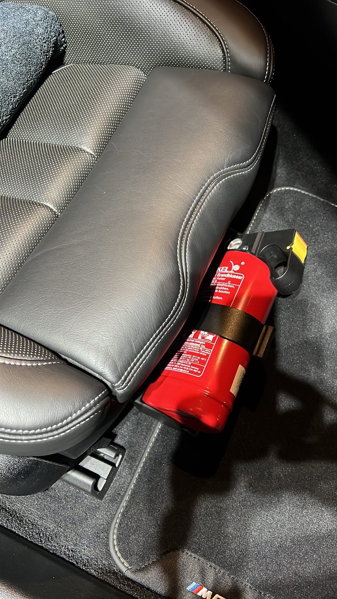 F90 M5 and X5M OEM Fire Extinguisher Kit - COLORADO N5X