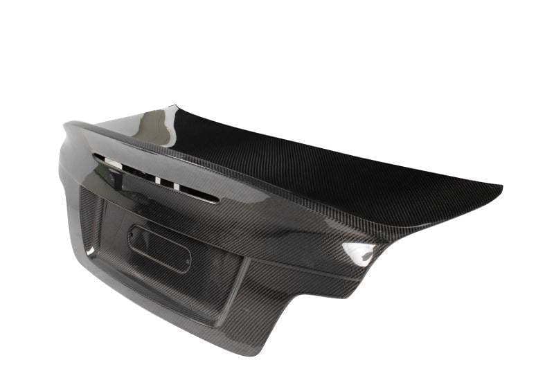 E82 CSL STYLE TRUNK.