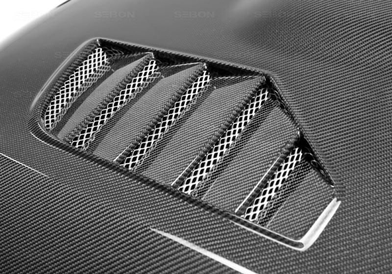 E92 Seibon 07-10 BMW M3 Series CT-Style Carbon Fiber Hood.