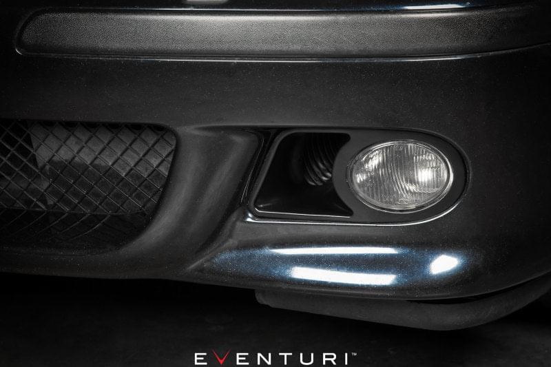 Eventuri BMW E39 M5 - Black Carbon Intake.