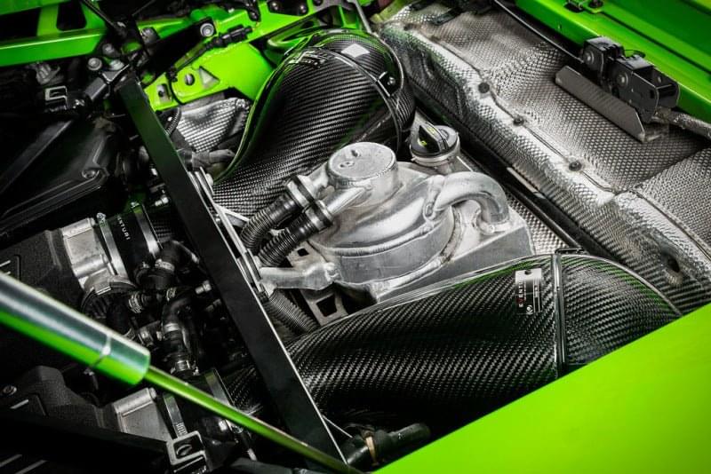 Eventuri Lamborghini Huracan / Audi R8 V10 Black Carbon Intake System.