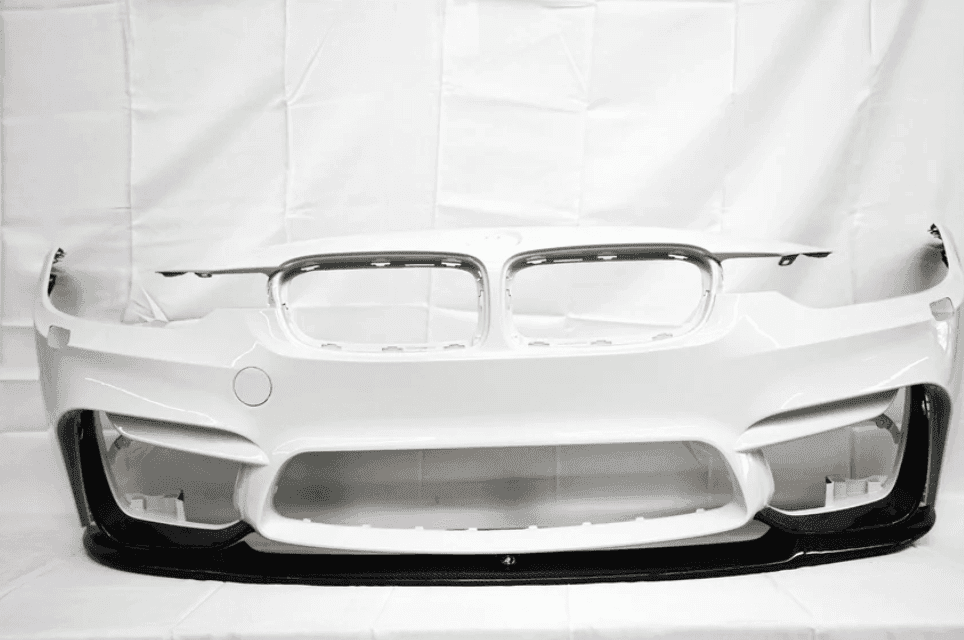 F30 M4 3 PIECE LIP CARBON FIBER.