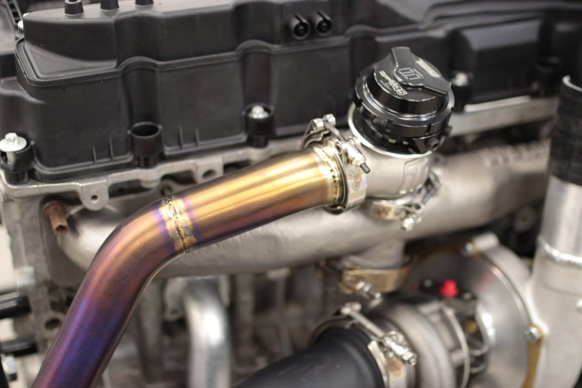 N55 E82 E90 E92 E93 Bottom Mount Single Turbo Kit 335i 135i.