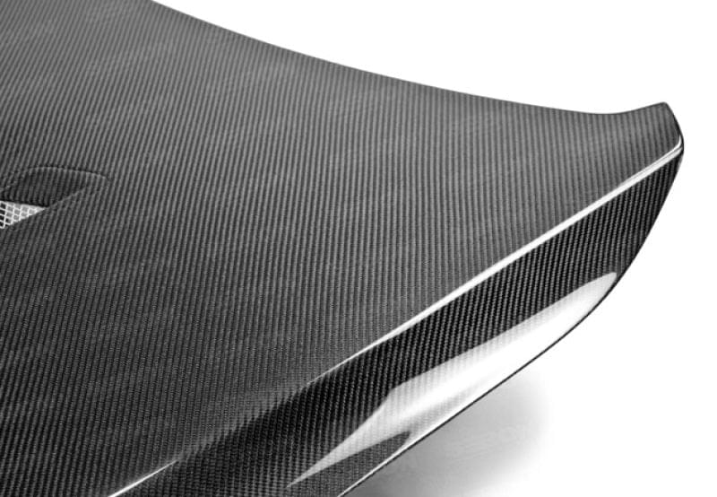 Seibon 12-14 BMW F30 / F32 BM-Style Carbon Fiber Hood.